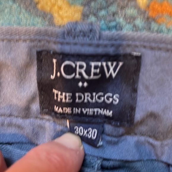 JCrew The Driggs Khakis Men’s 30 in waist and 30 in length. - Picture 2 of 3